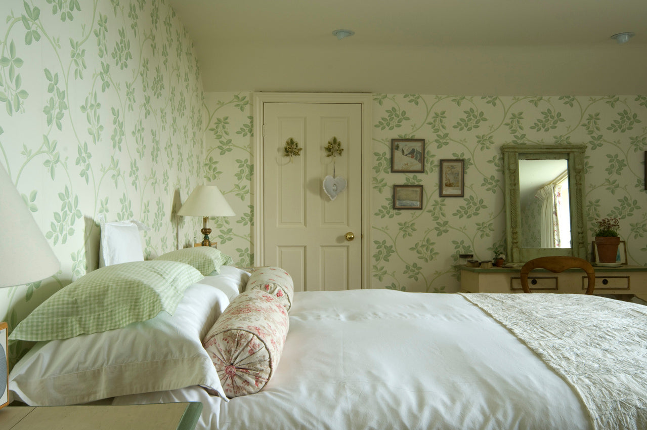White Tie No.2002 painted room