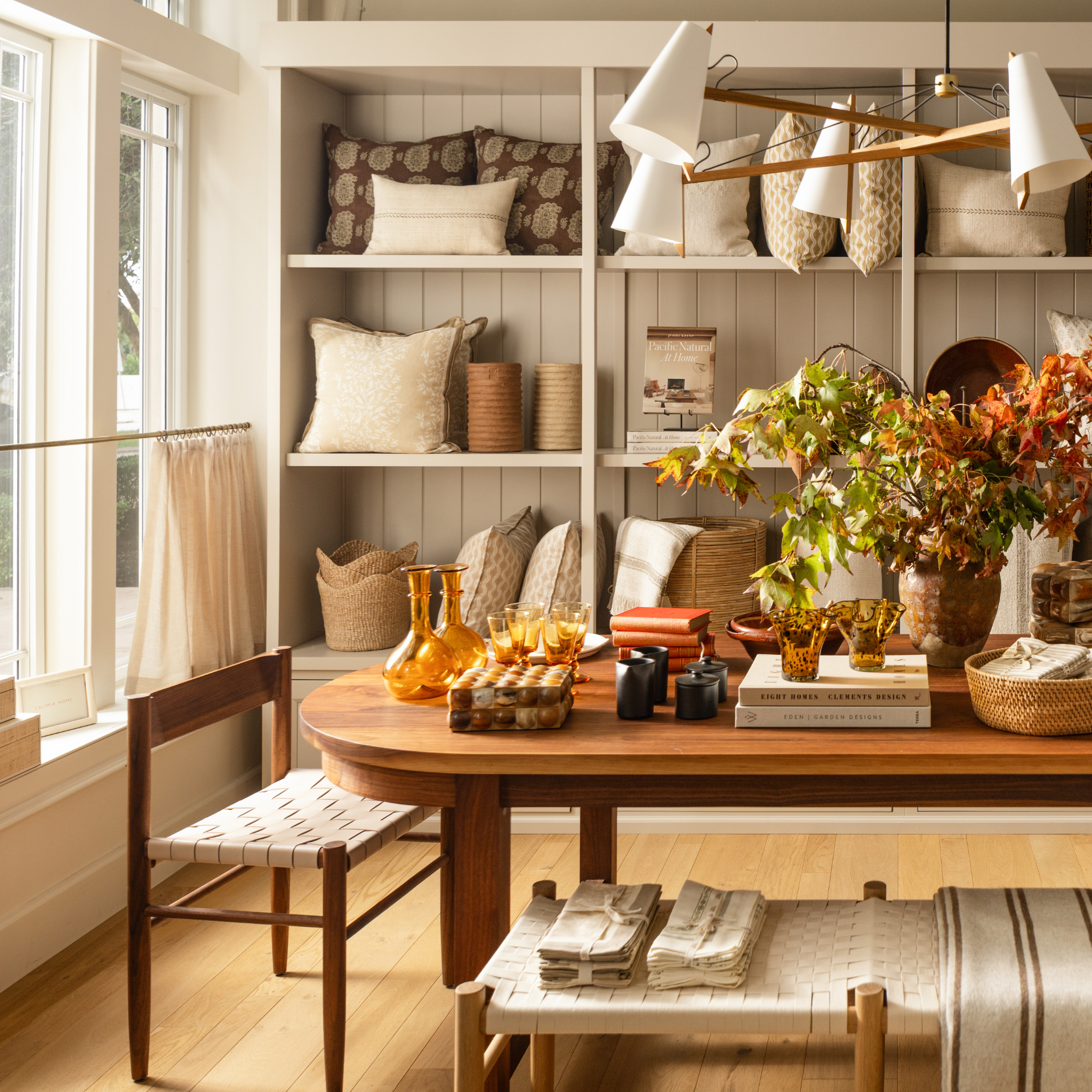 Gaon Chair - Walnut & Cream Leather