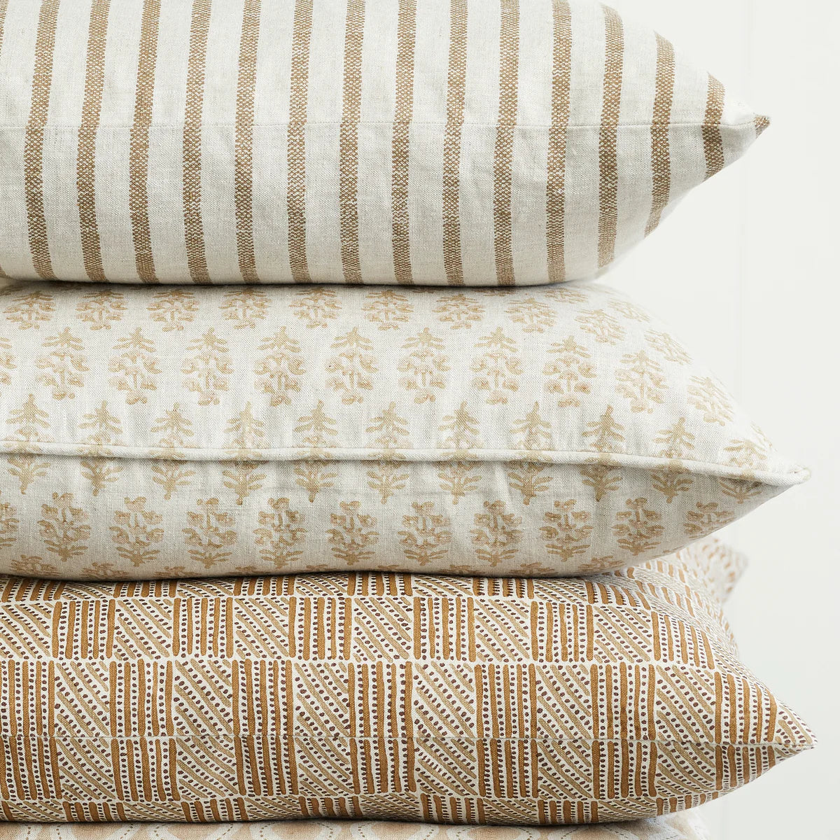 Kythira Washed Pista Pillow