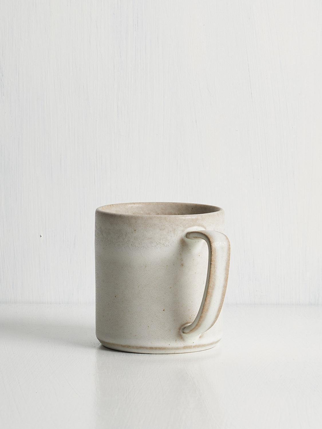 Standard Affair Mug – side view, glazed stoneware mug
