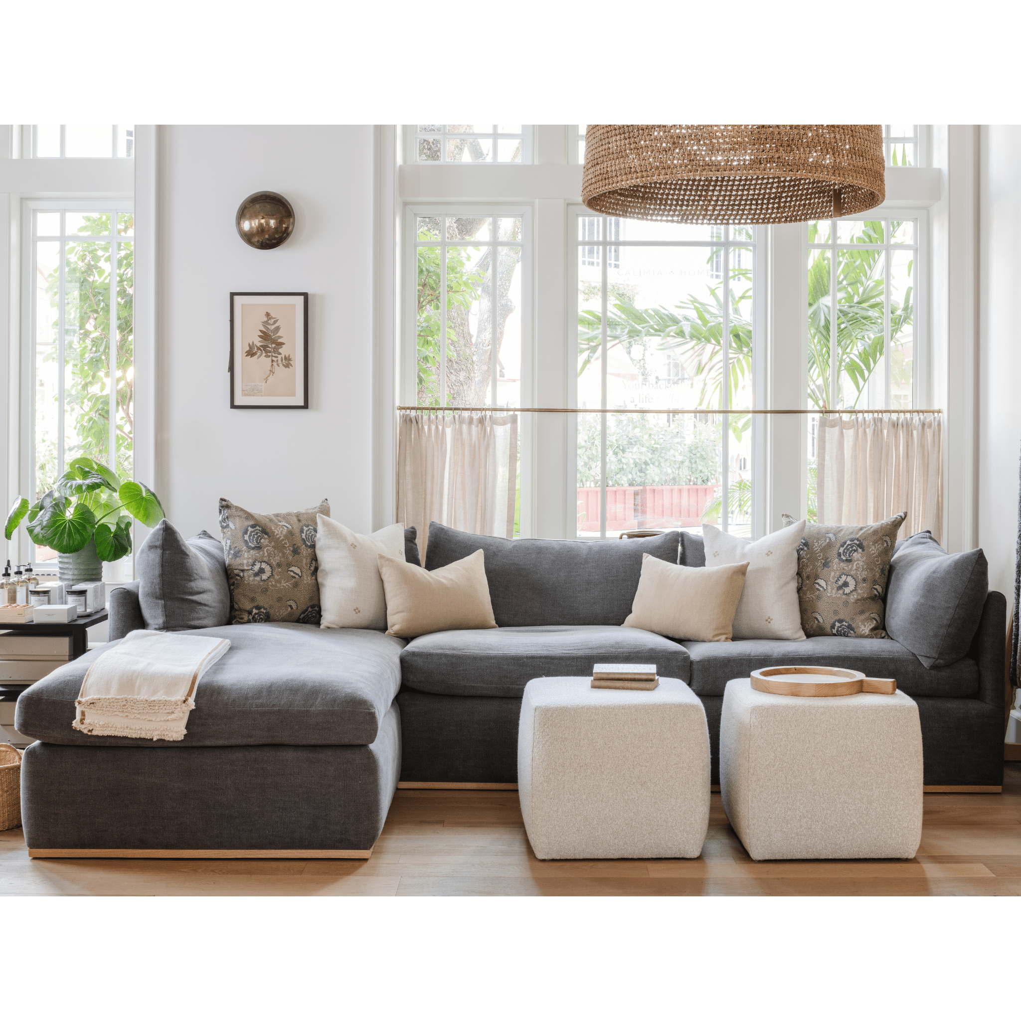 Landis Chaise Sectional - Right Facing