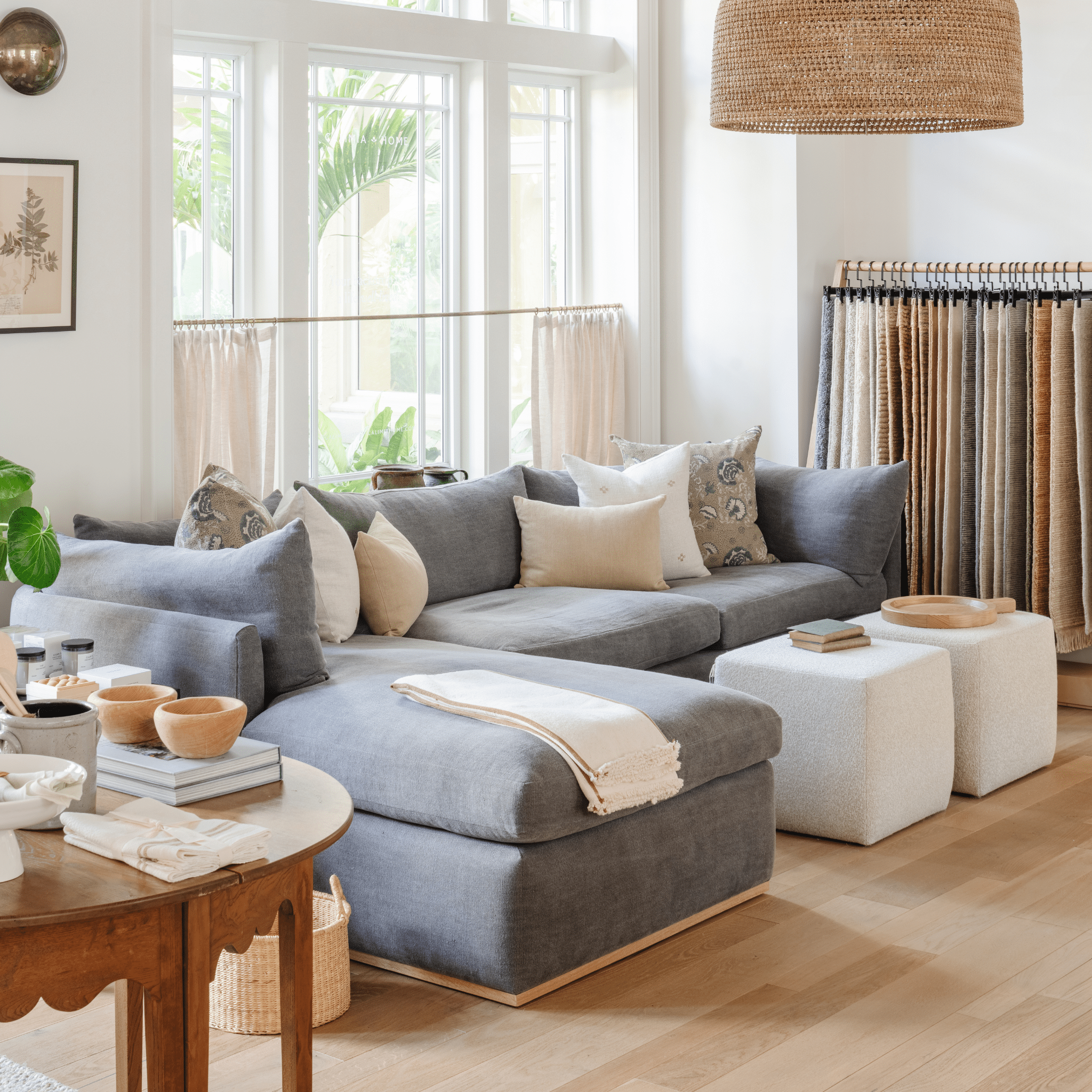 Landis Chaise Sectional - Right Facing