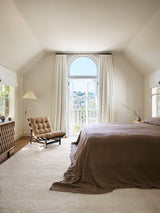 Armadillo Petra Rug in Blanc, overhead view of the hand-knotted new zealand wool weave and edge finish