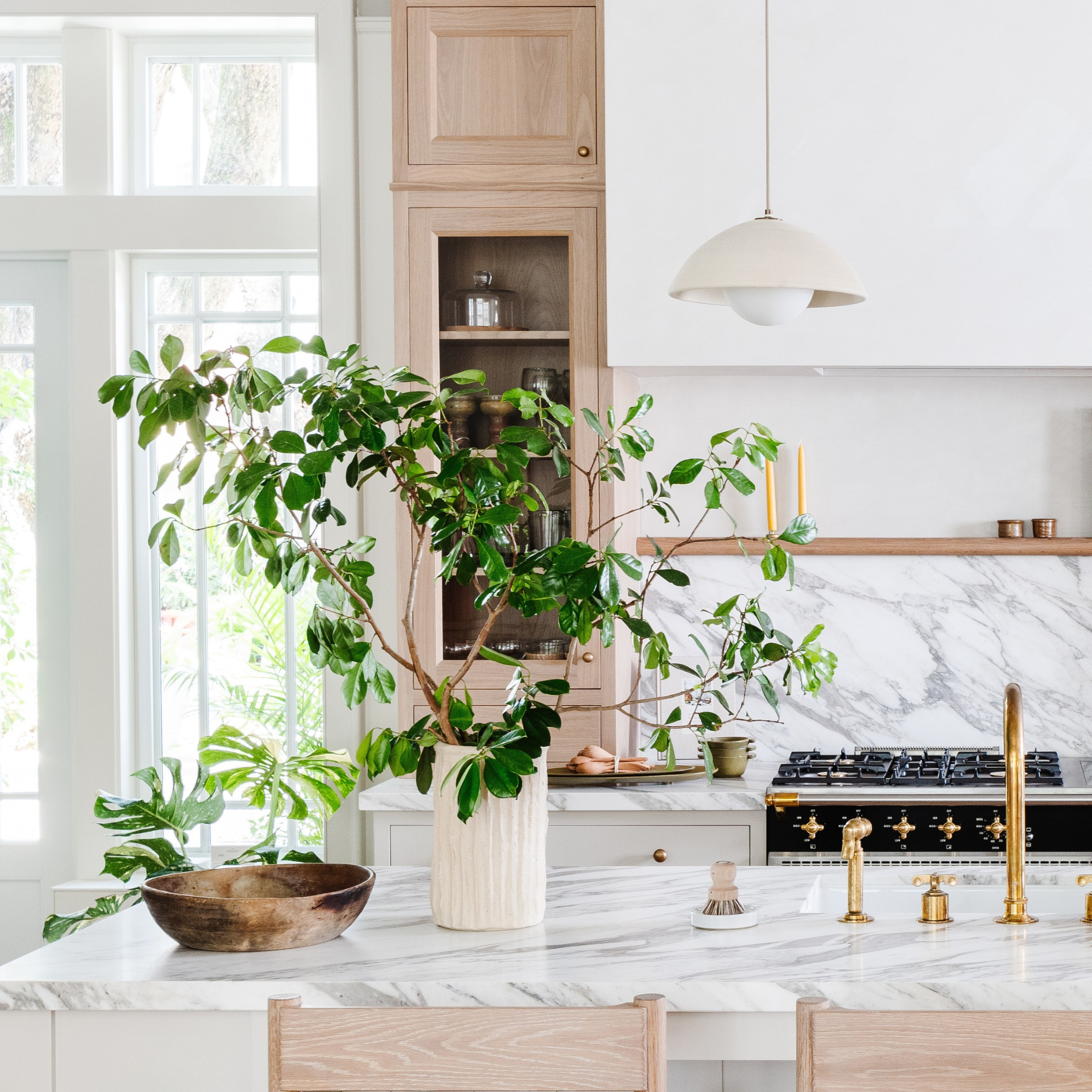 Handmade Cement Vase  - Ivory