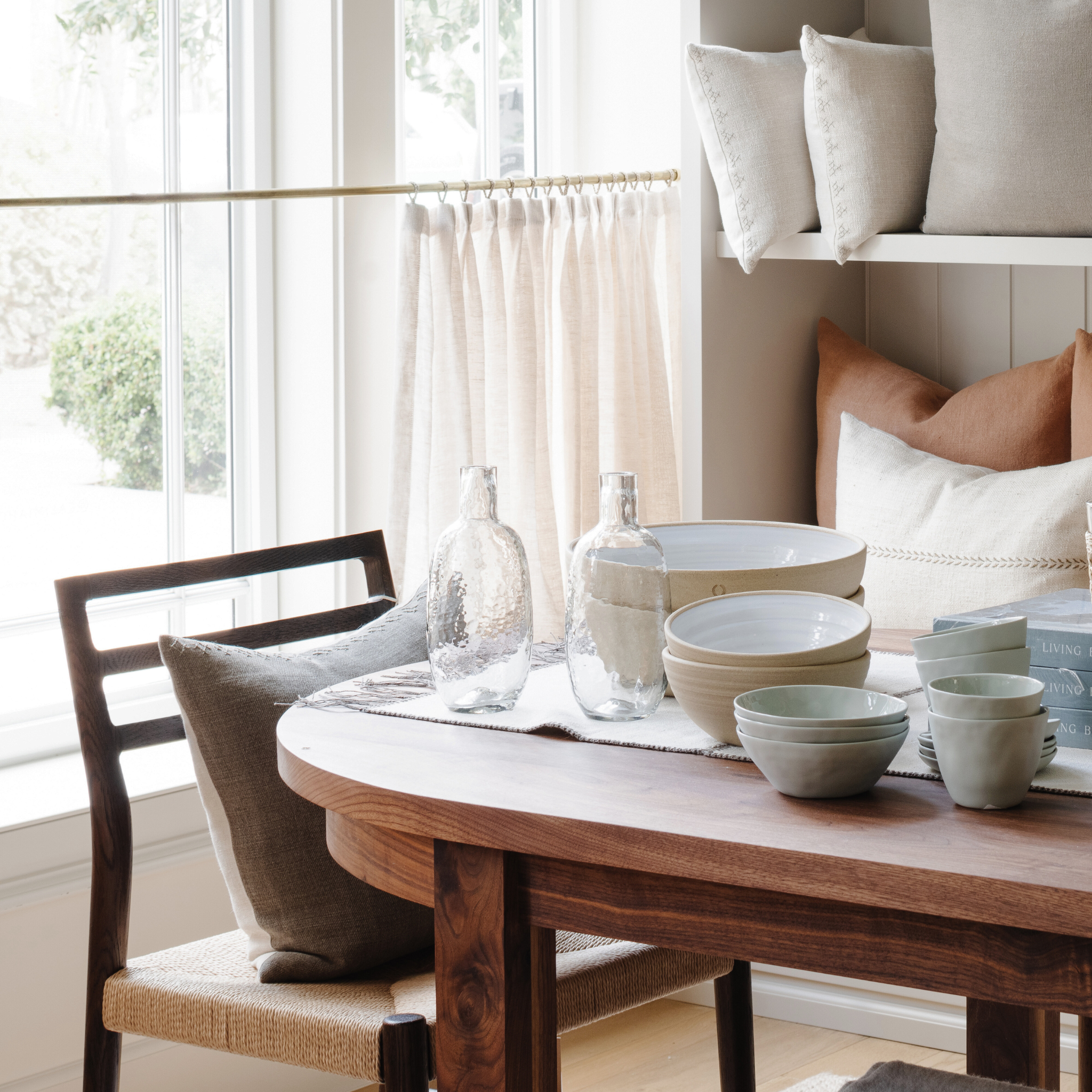 Tabou Hammered Decanter