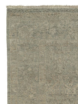 Armadillo Adagio Rug in Neptune, corner close-up of the wool pile and edge