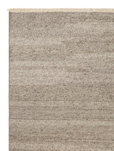 Armadillo Cable Rug in Seed, corner close-up of the italian and argentinian wool pile and edge