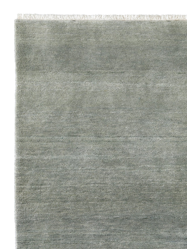 Agra Rug in Moonstone