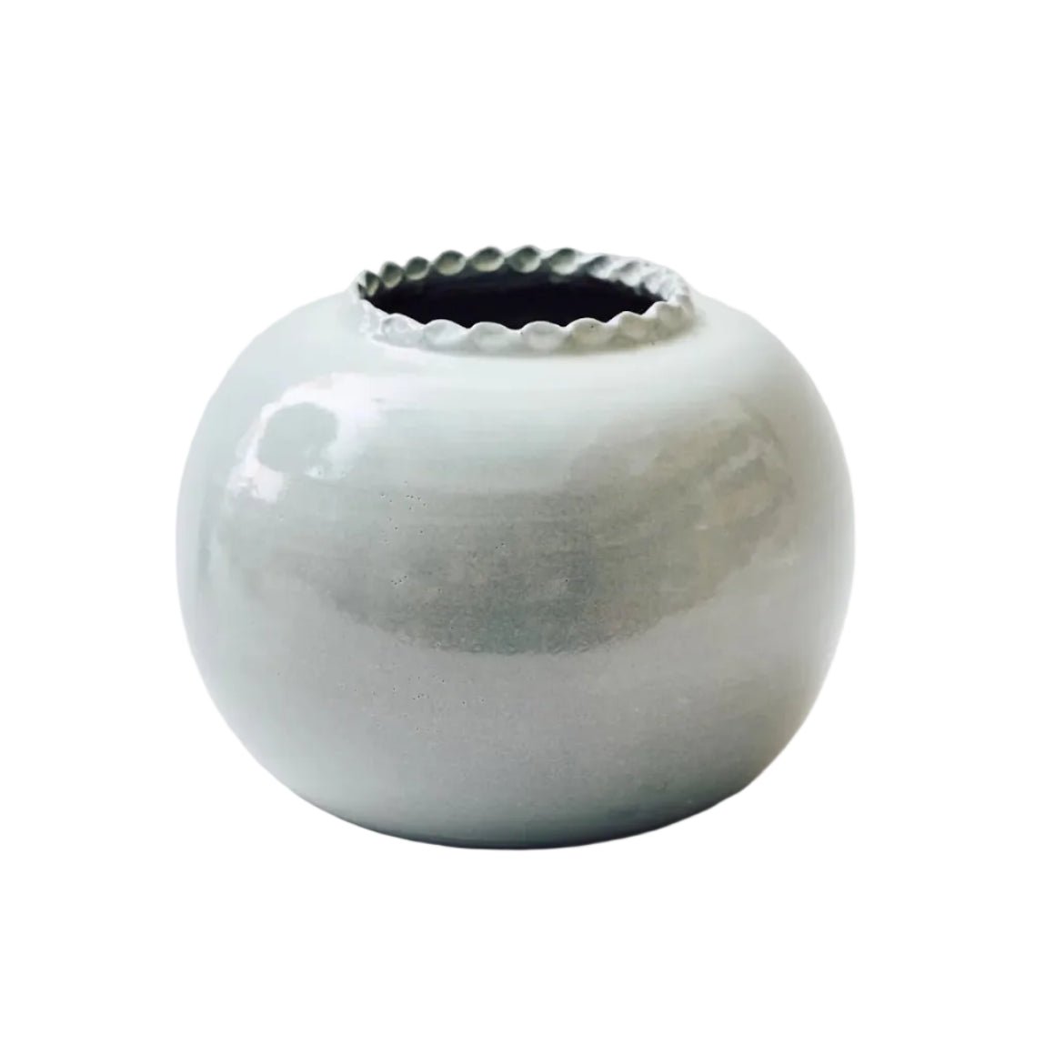 Assisi Round Vase in Dove Grey — handmade glazed Umbrian clay ceramic by the Radi brothers, Il Buco Vita, central Italy, approximately 10" × 9"H