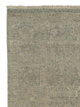 Armadillo Adagio Rug in Neptune, corner close-up of the wool pile and edge