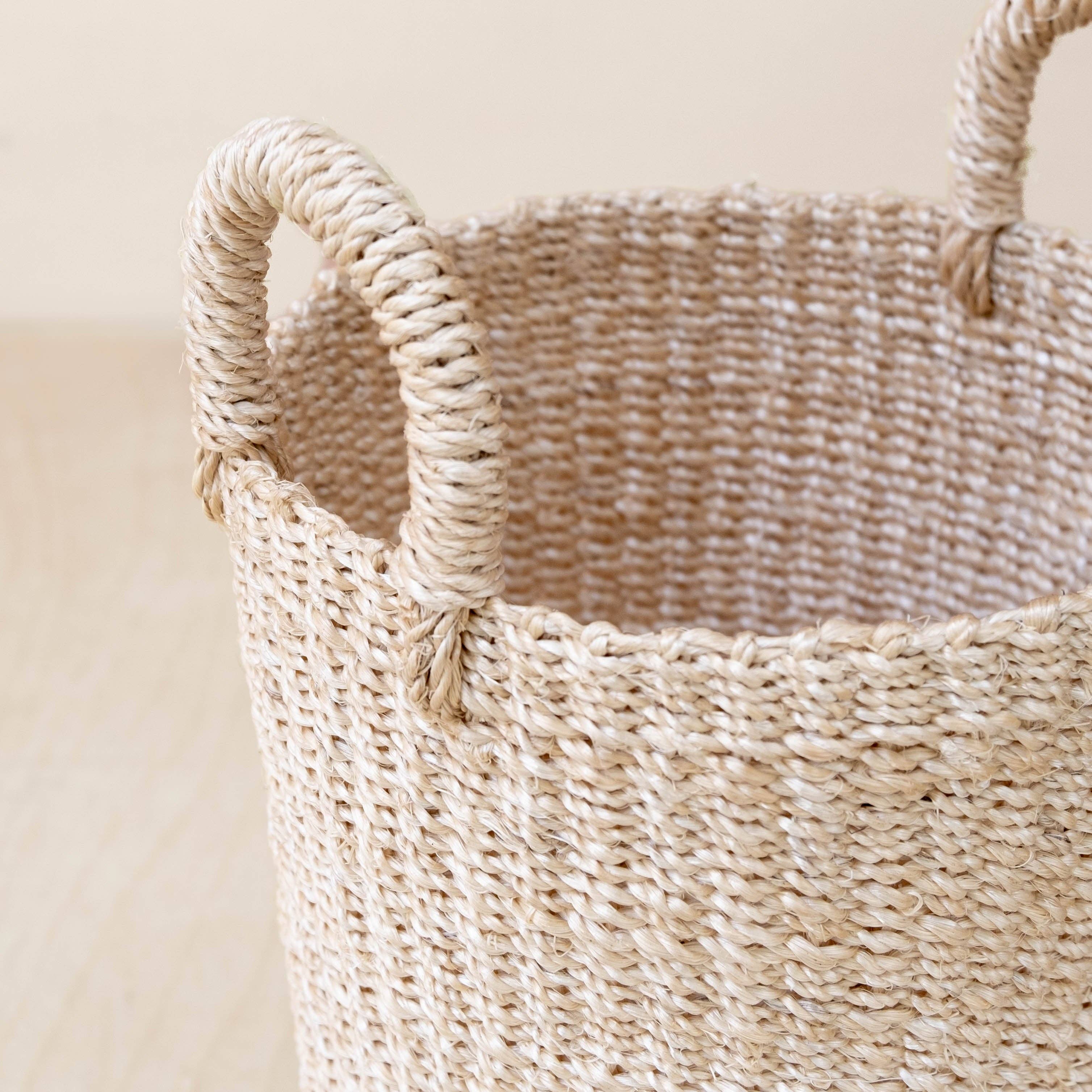 Handwoven Vase Basket - Natural