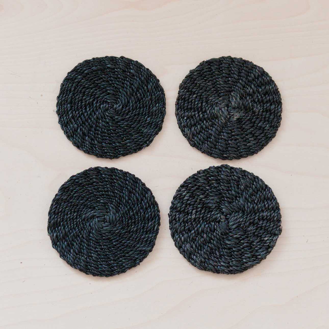 Set of 4 Round Woven Coasters - Black