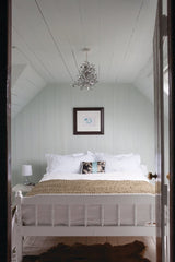 Room painted in Farrow & Ball Cabbage White No.269