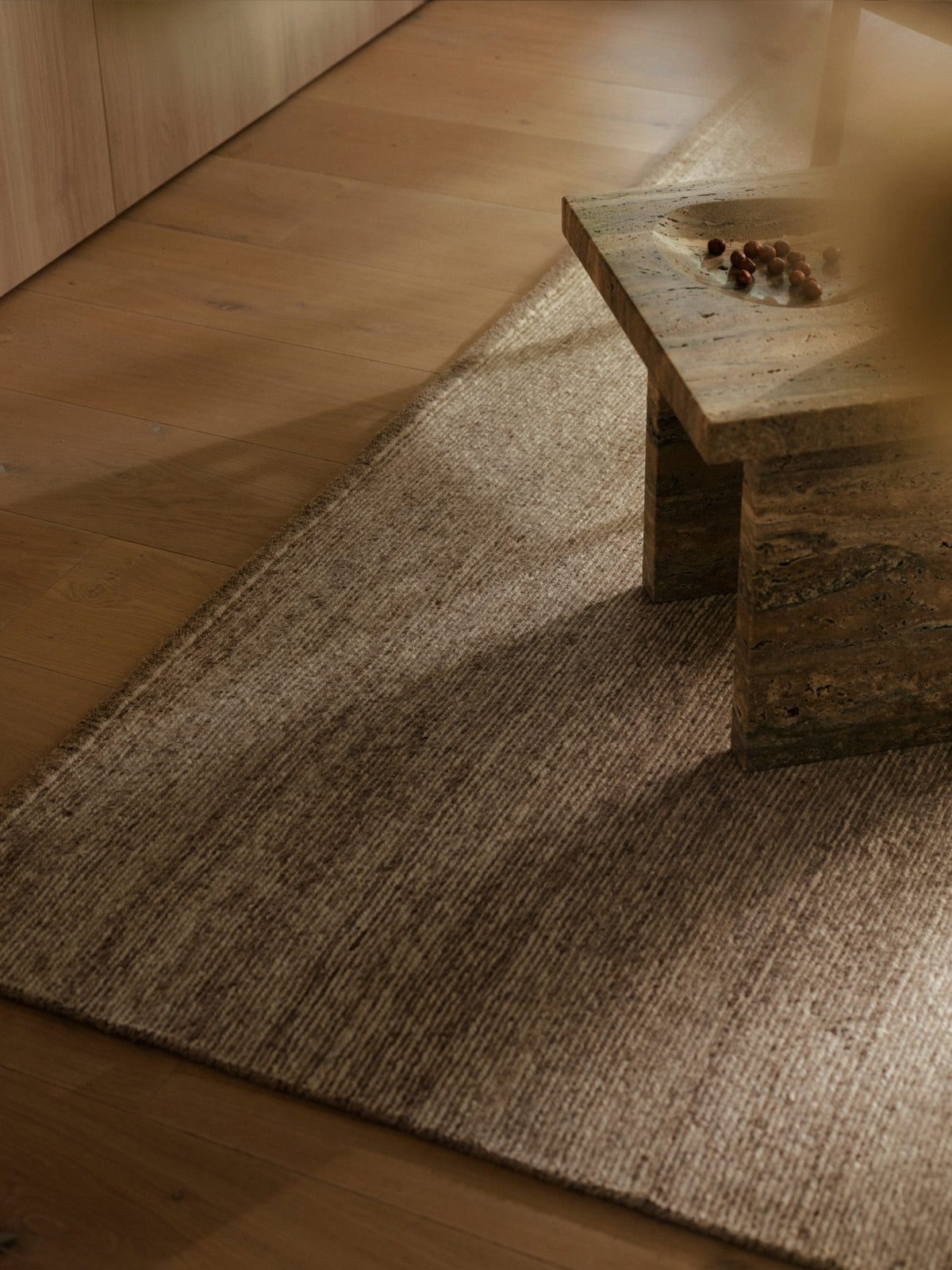 Armadillo Field Rug in Brindle, detail of the rws-certified undyed european wool weave and texture