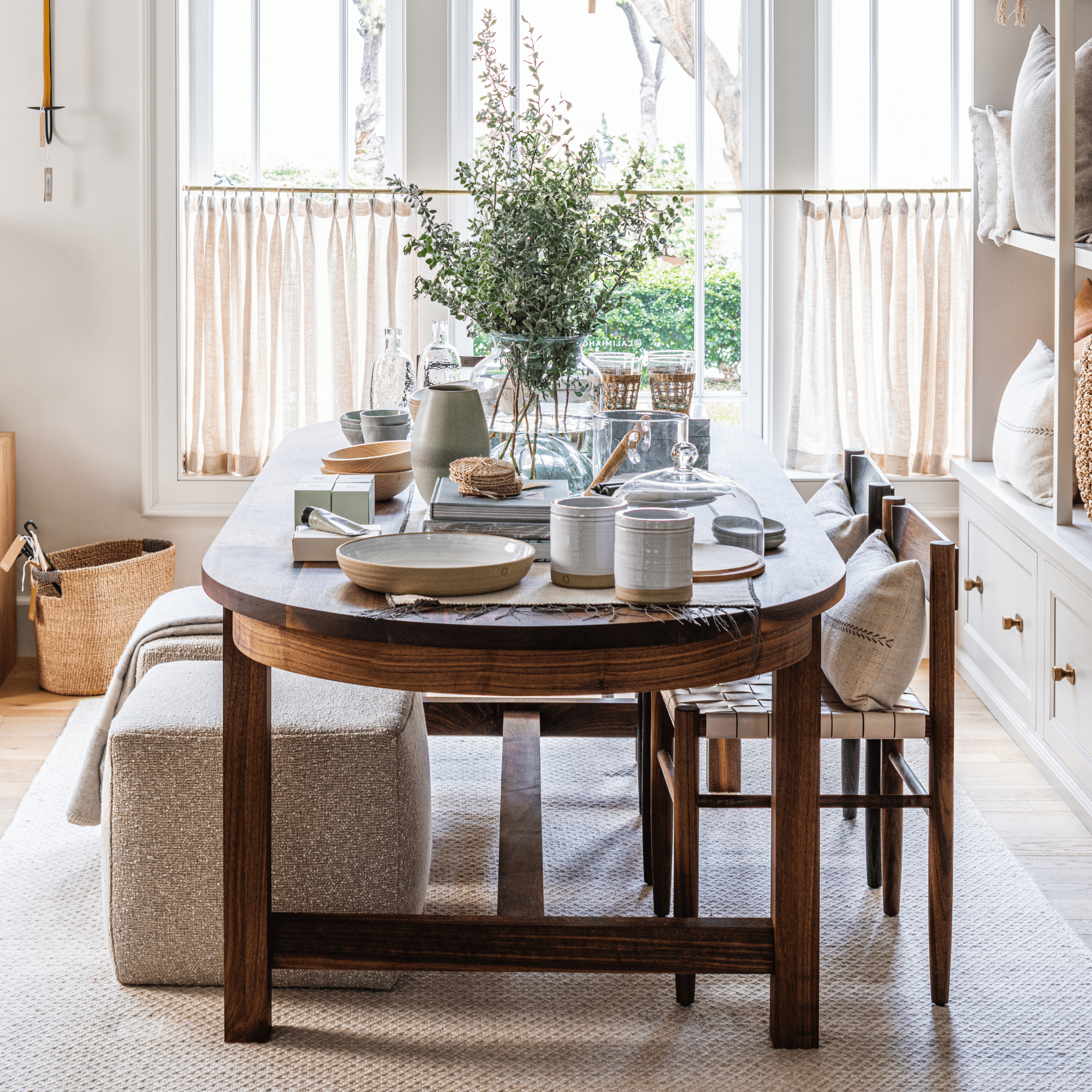 Granada Oval Dining Table