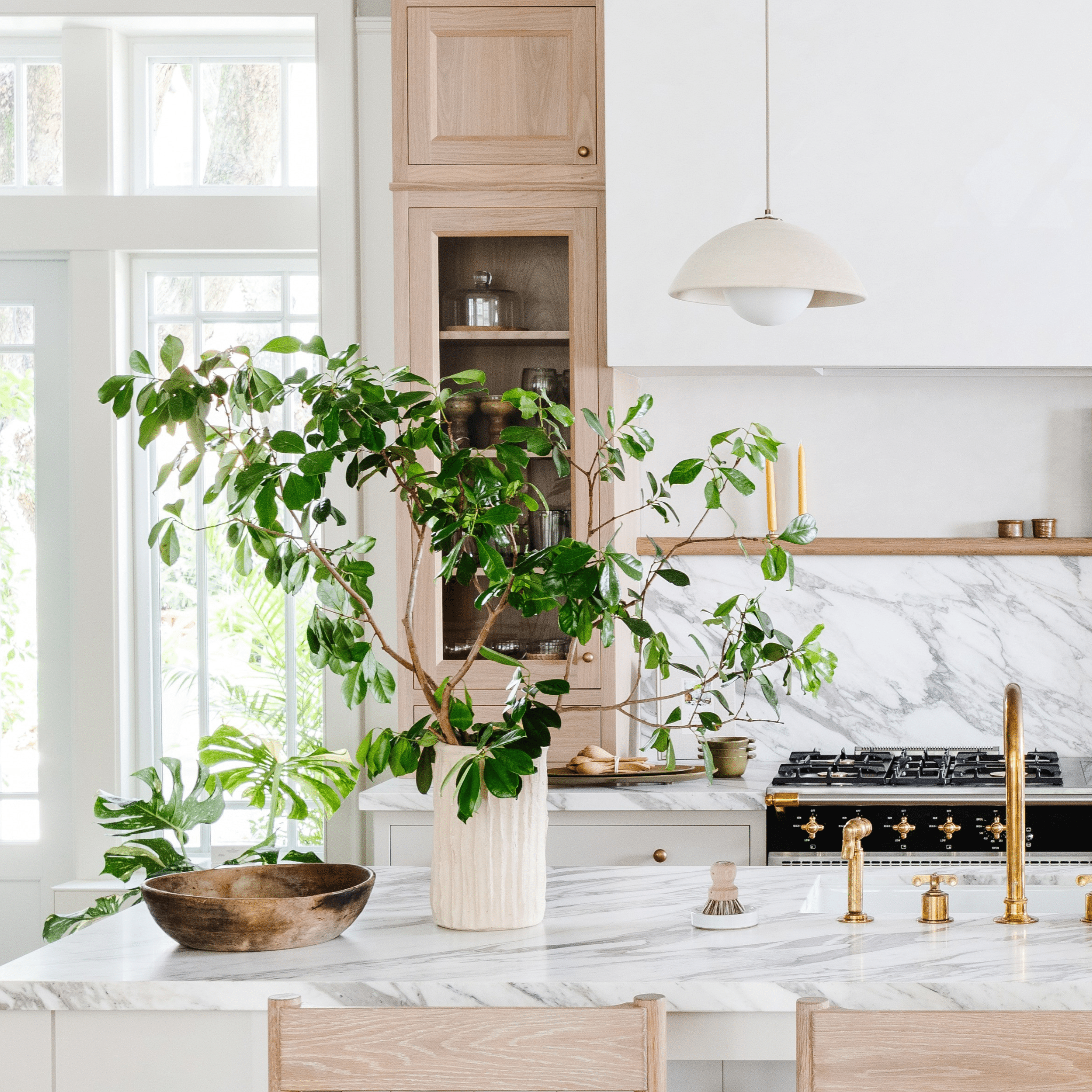 Handmade Cement Vase  - Ivory