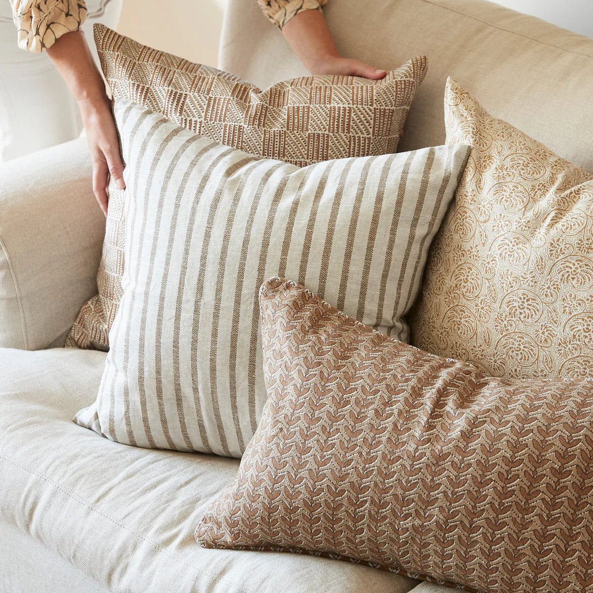 Kythira Washed Pista Pillow