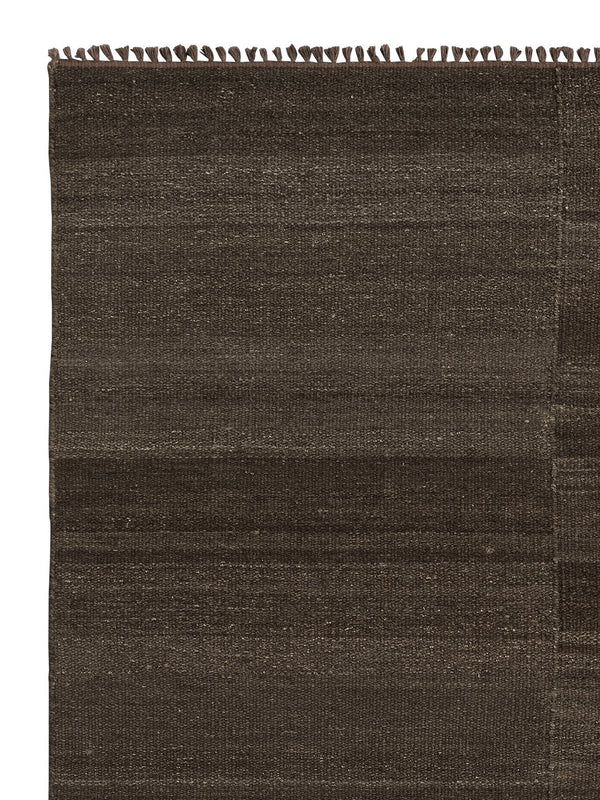 Selva Rug in Walnut