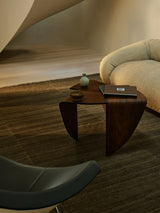 Armadillo Selva Rug in Walnut, overhead view of the handwoven afghan wool kilim weave and edge finish