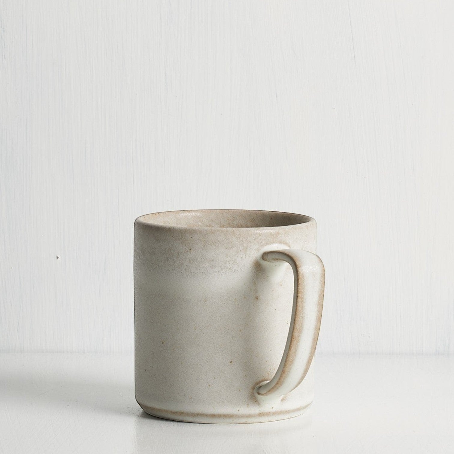Standard Affair Mug – side view, glazed stoneware mug