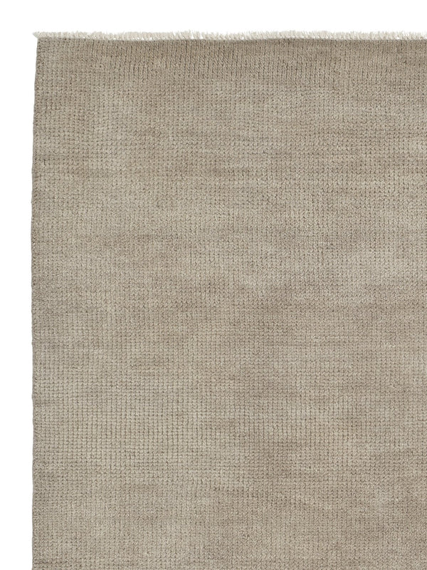 Thatch Rug in Concrete