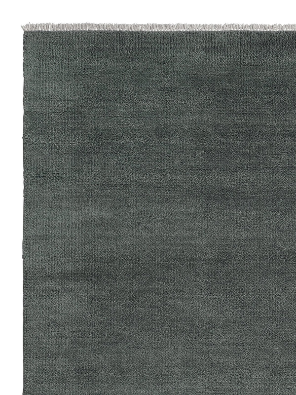 Thatch Rug in Orca