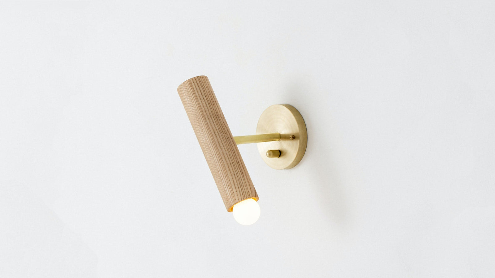 Workstead Lodge Extension Sconce in Natural Oak