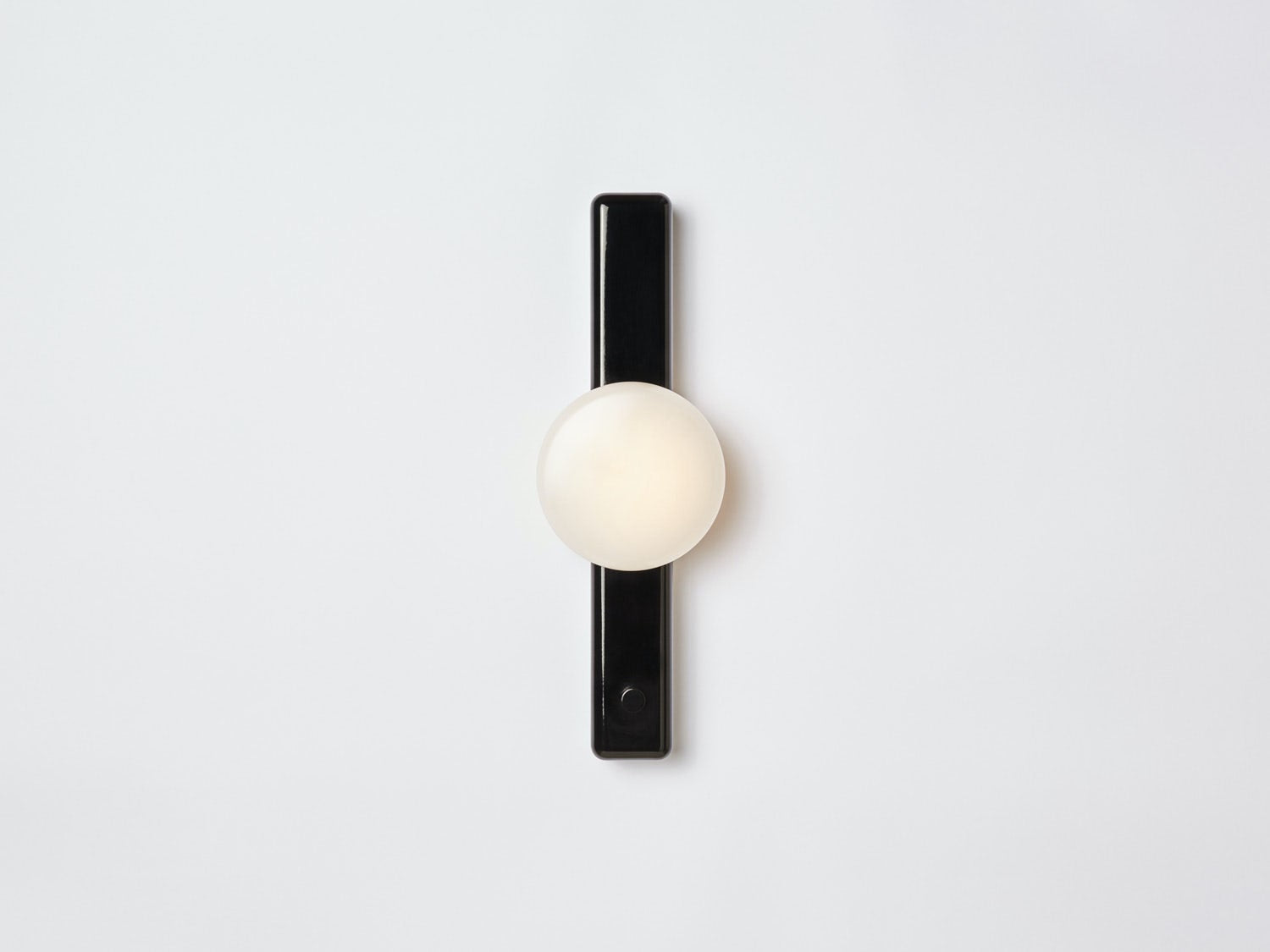 Workstead Park II in Black Enamel