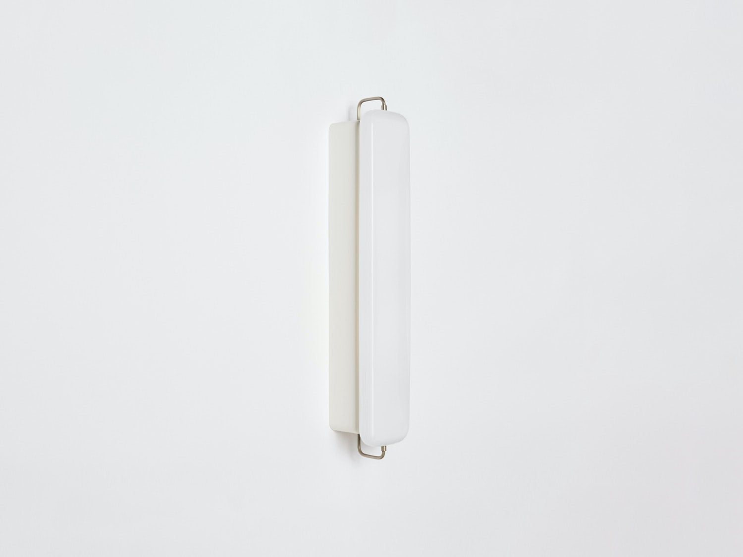 Workstead Park III in White Enamel
